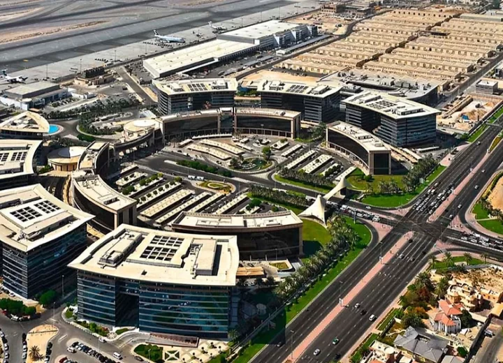 Business in Dubai Airport Freezone