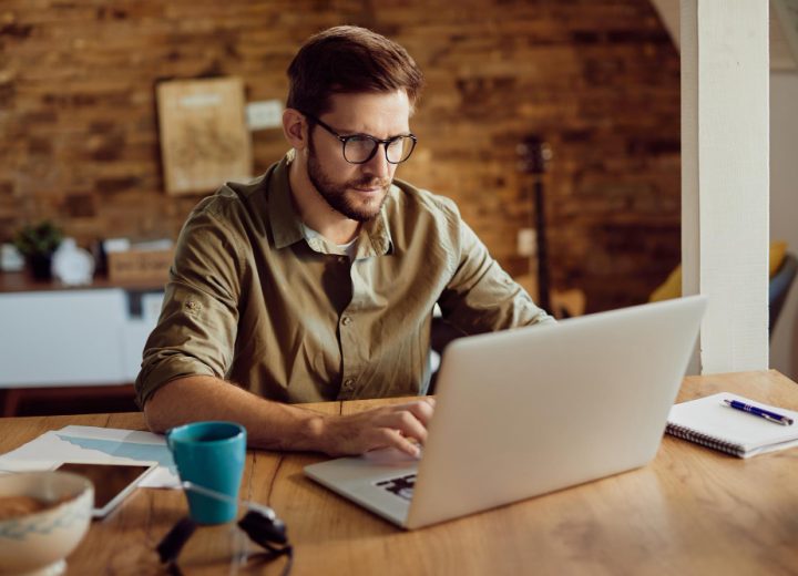 Work as a Freelancer in Dubai