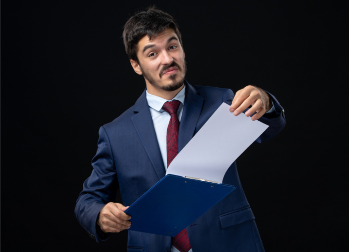 Difference between commercial and professional license Dubai
